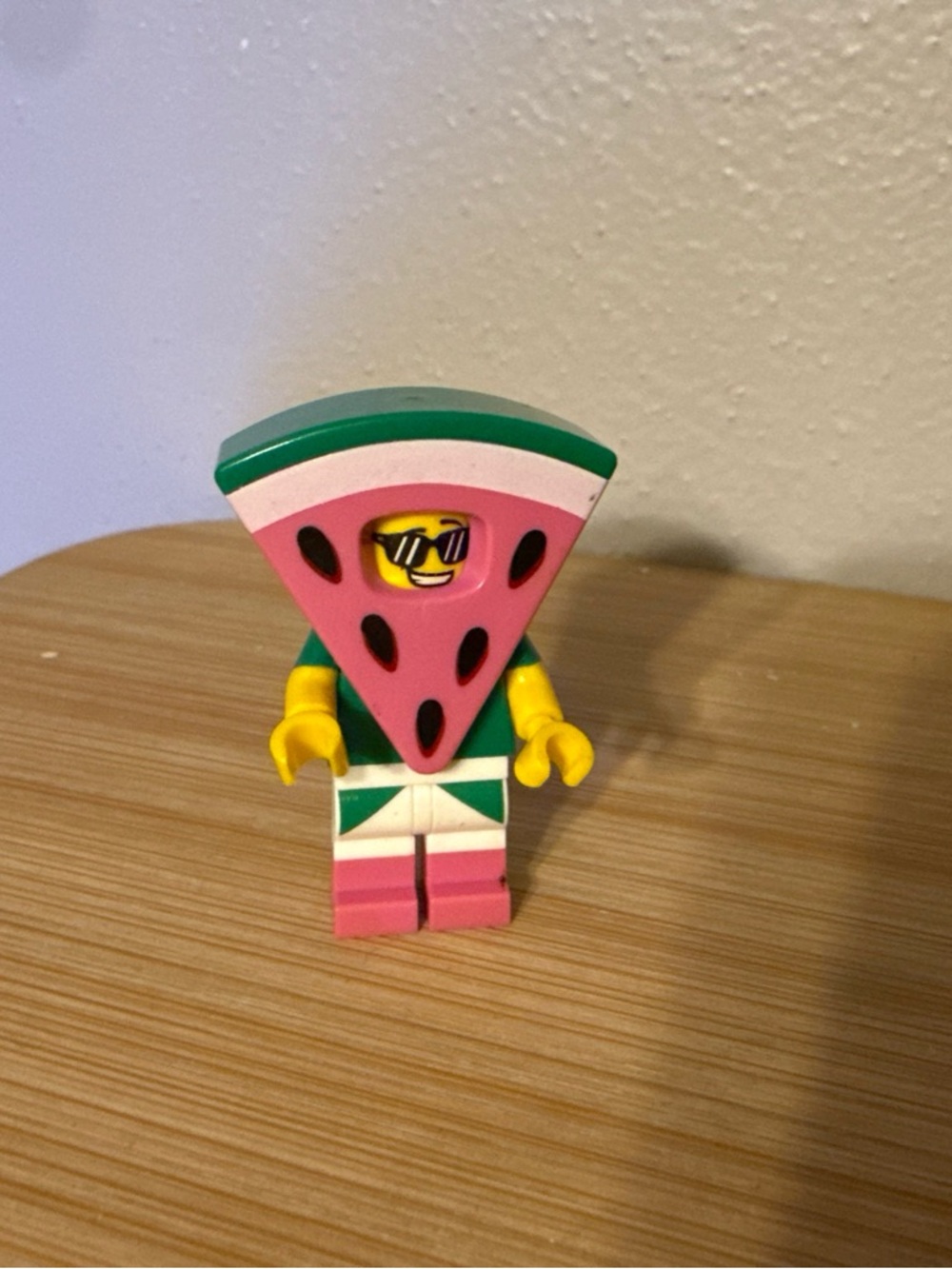 LEGO Minifigures Series 19 Watermelon Suit Guy